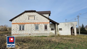 Dom na  sprzedaż Popęszyce - Popęszyce, dom, 5 pokoi, 128,17 m2, działka 647 m2, sprzedam, cena 310 000 zł.